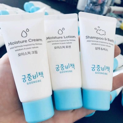 Palace Secret Policy Medium Body Lotion 30ml + Facial Cream 30ml + Wash and Care 2-in-1 30ml